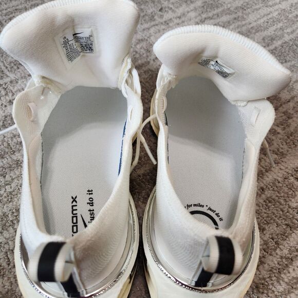 Nike women's ZoomX Invincible Run 3 white black size 10.5 DR2660-102 - Picture 9 of 14